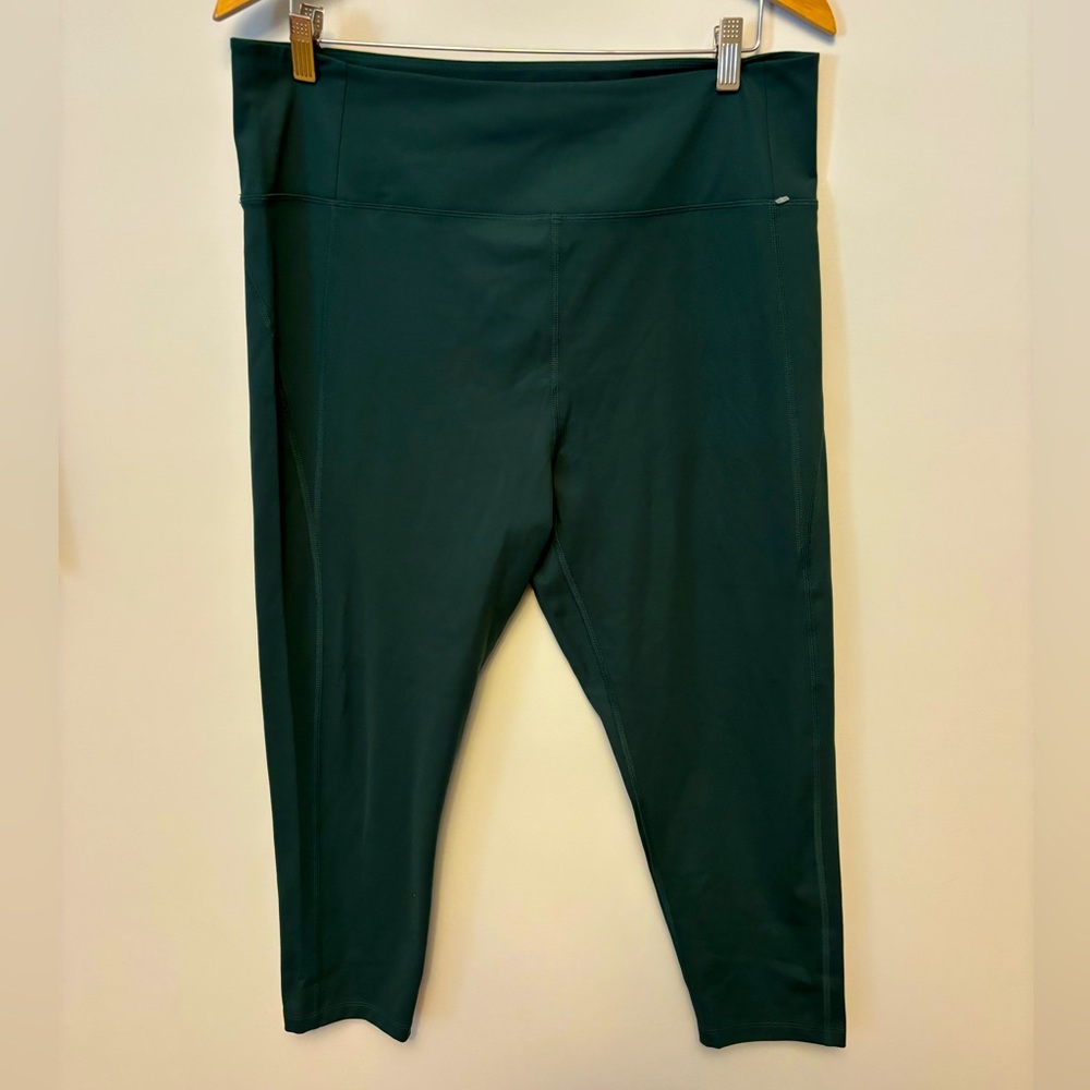 NWT Girlfriend Collective Green Capri Legging | 4XL